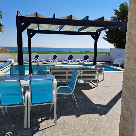 Sunshine Villa *